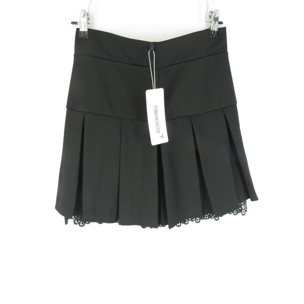 Tonchengsd Women's Black Pleated Skort With Lace Trim Medium NWT